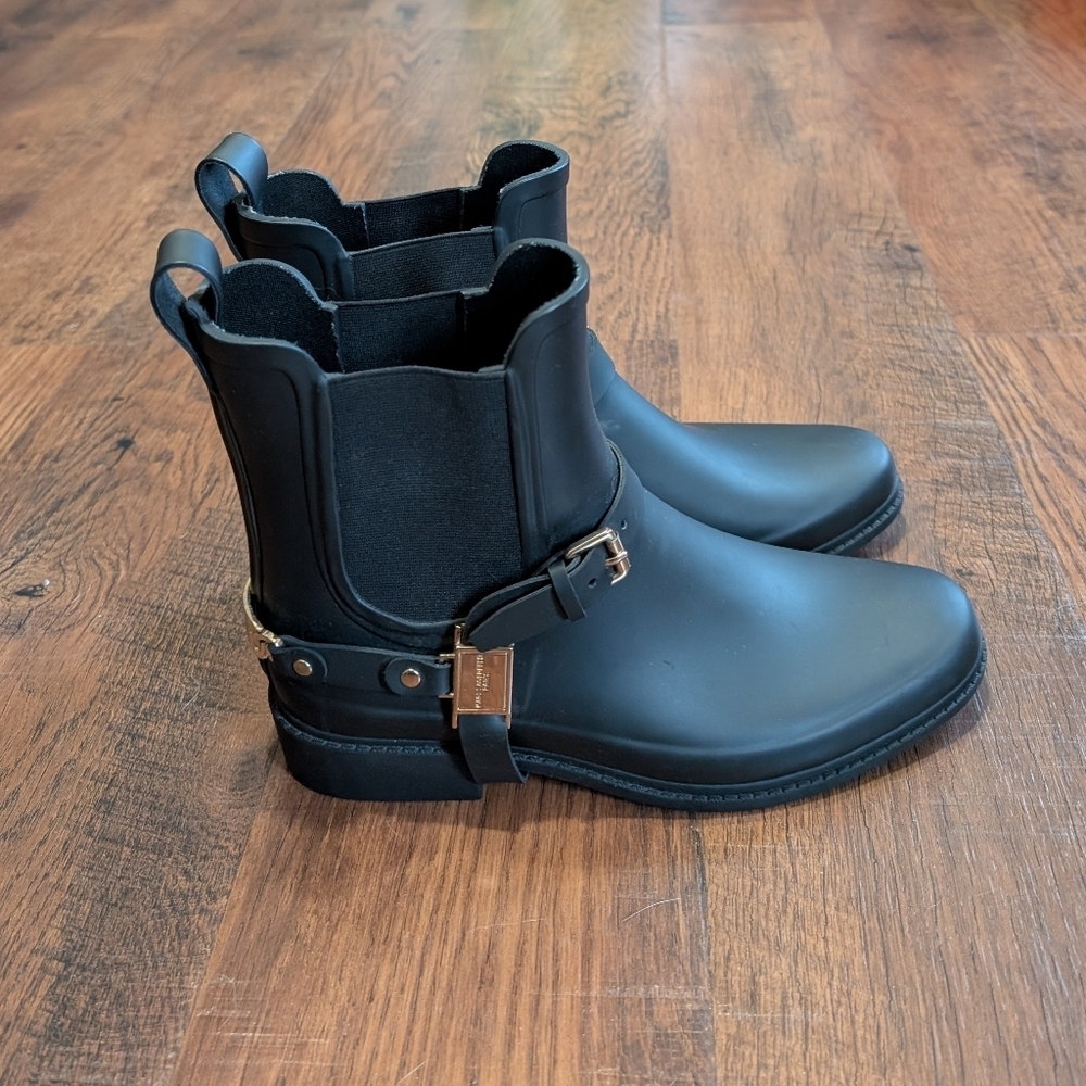 Like‎ New Karl Lagerfeld Paris Lavali Rubber Chelsea Rain Boots Size 8M
